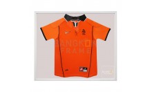 กรอบรูปโชว์เสื้อโปโลกีฬา